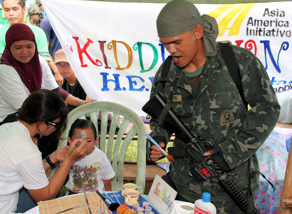 Help 200 Children Stop Violence by Music and Arts