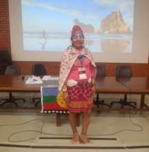 Metsa Jisbe presented her work with her language.