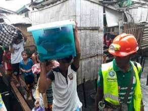 Typhoon Vinta survivors seek safe shelter