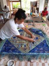 Creating silk and raffia wall hanging