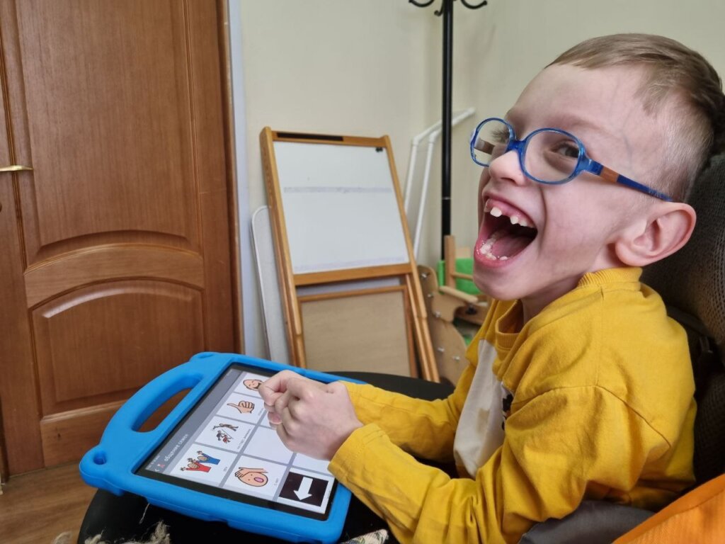 Communication skills for disabled kids and teens