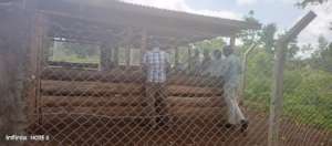 DVO Kole show the team the poultry Demo Center