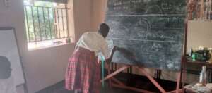 An individual student shares her knowledge: others