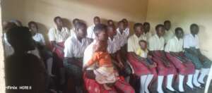 Students and student mothers in attendance