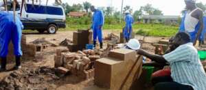 An Instructor moves closer - learner: great impact