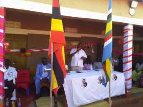 Kole District official addressing the audience