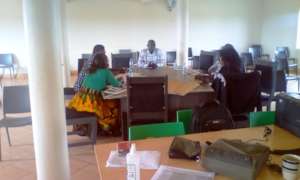 Project Leader KIFA (Center) in the Group Discuss