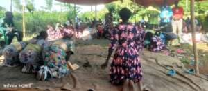 Women's group dances to welcome KIFA team