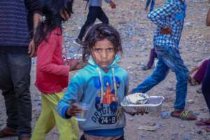 Providing lunch box to children