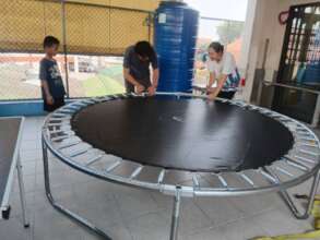 New Trampoline for the kids and the older kids!