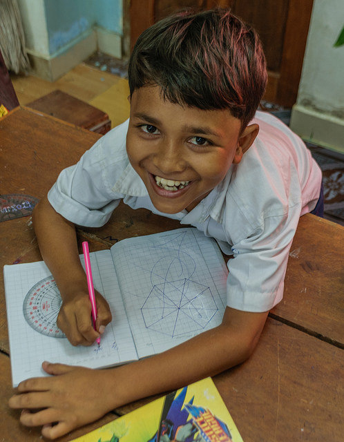 Let's Serve Lunch for Children in Cambodia!