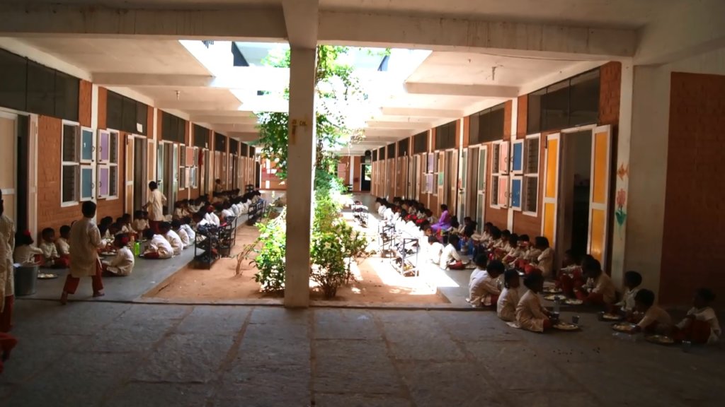 Nutritious Noon Meal for 156 India Rural Students