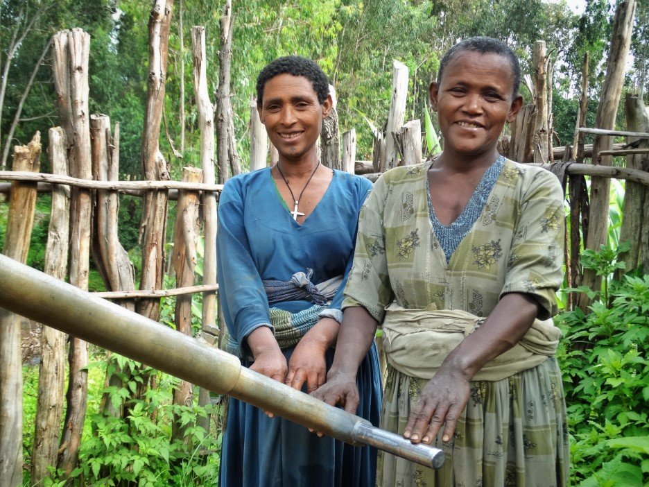 Alemnesh (L) and her friend