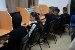 Learning to use computers at SCC