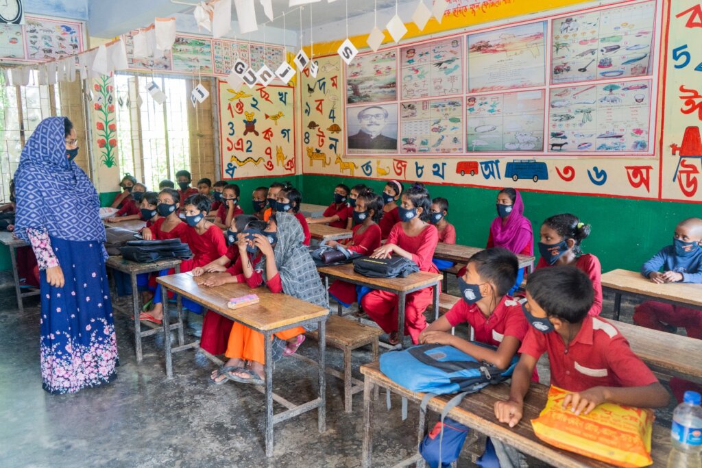 Schooling during pandemic. Masks & Social Distance