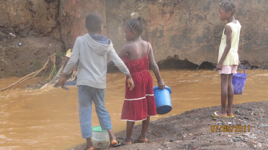 WCC water project (Sierra Leone)