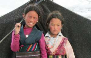 Two Tsharka School students