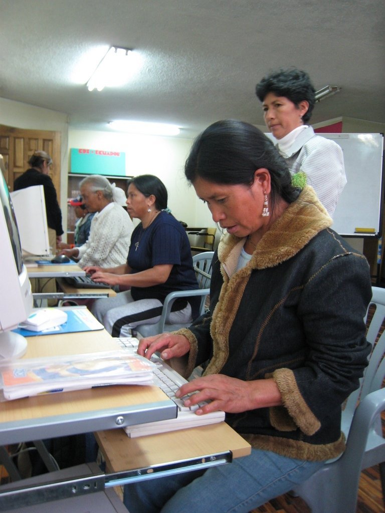 Women in Ecuador Learn Microfinance and IT Skills