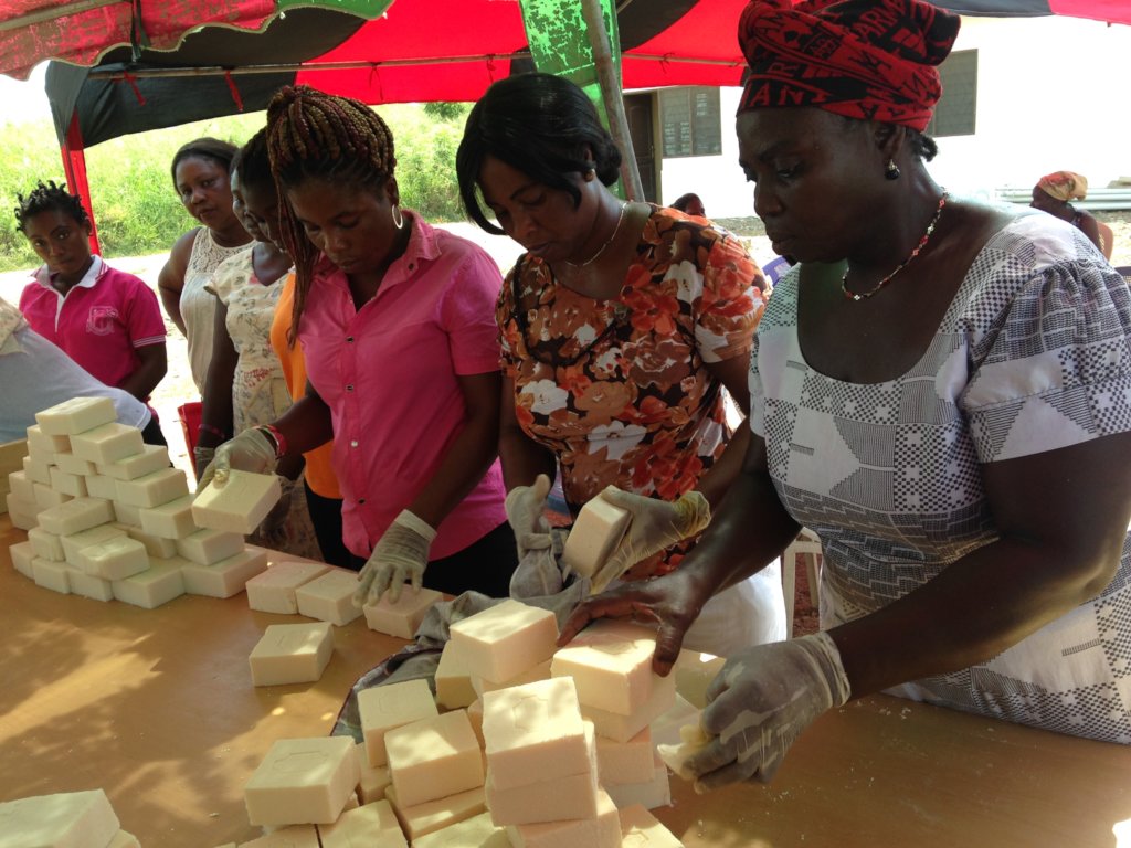 Train 20 Women to Make Soap & Prevent Trafficking