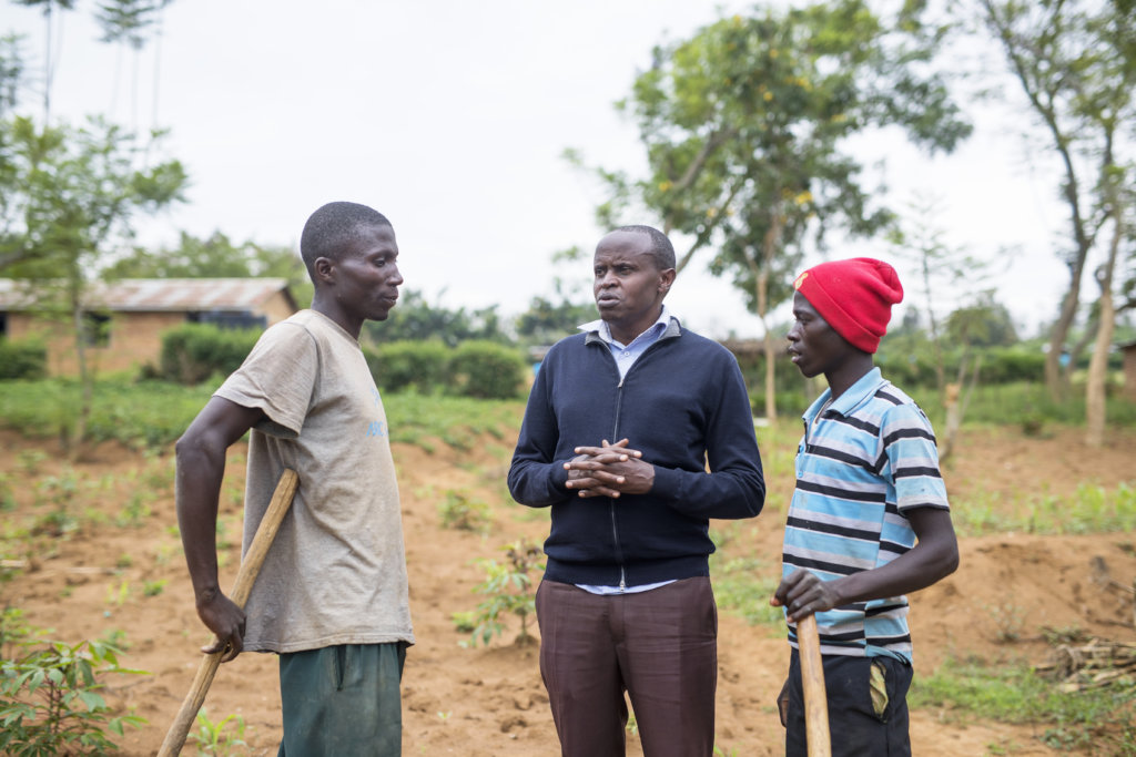 Help 60 Rwandan Students Fight Poverty with Trees