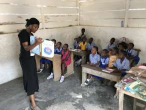 Volunteer Aisha