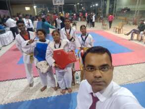 Mr Das with the Tiljala SHED team