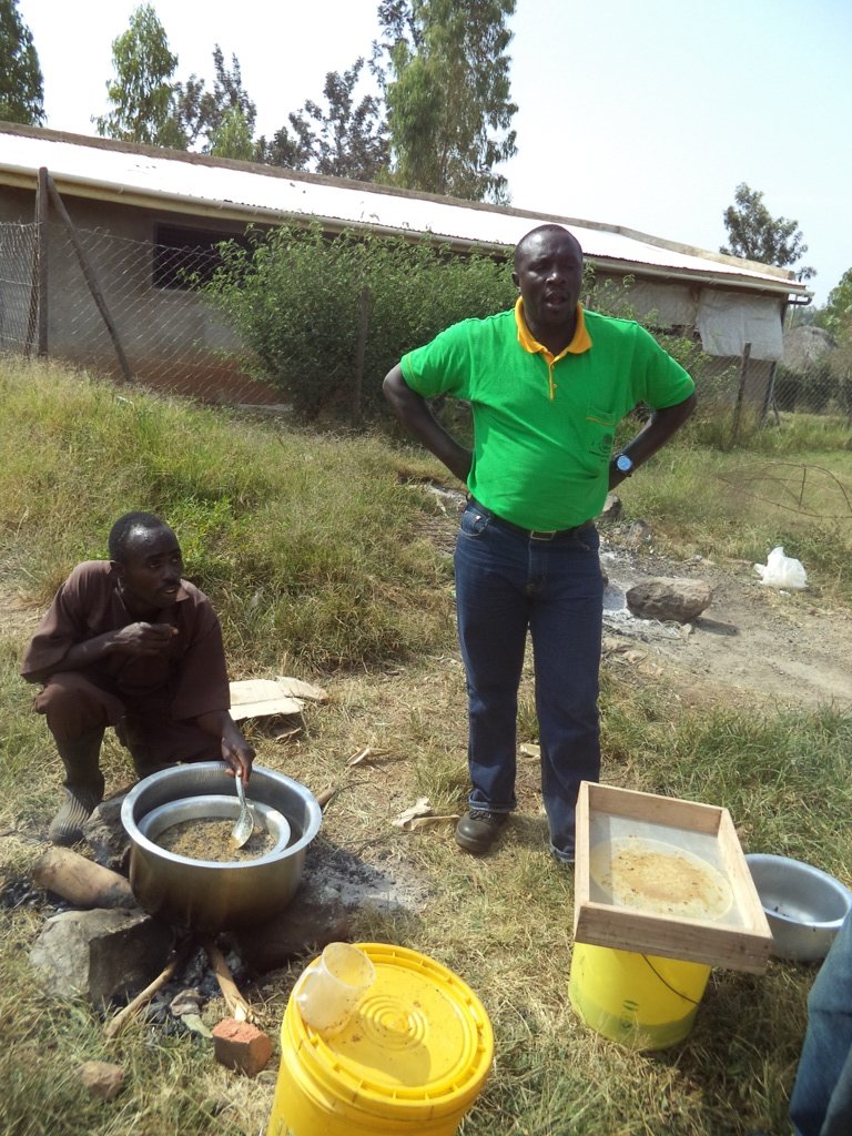 Enable 1500 Kenyan Rural Farmers for Agribusiness