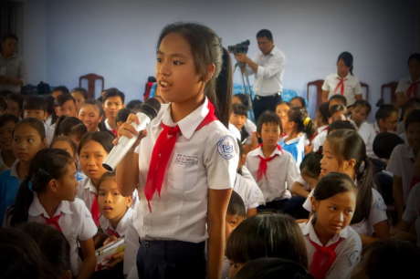 Educate 3000 children against societal risks