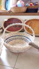 An eldar basket for sale !