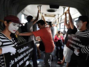 Mimos in the bus