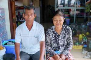 Noeth & Thy in front of their new shop