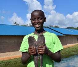 Ugly Fish: Let's Feed 990+ Schoolchildren in Kenya