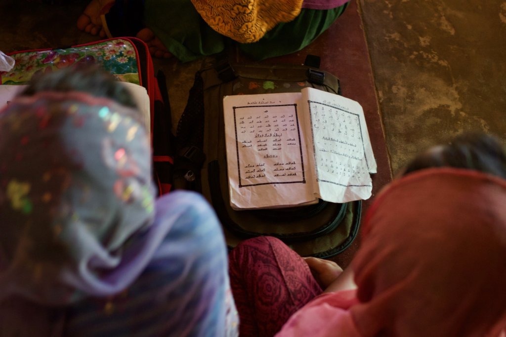 Information in the right language for the Rohingya