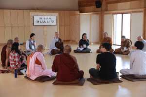 Ven. Pomnyum Giving a Lecture During Study Tour