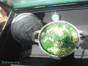Moringa noodle soup (themometer is in Celsius!)