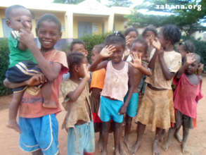 Children infront of the health center