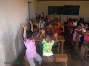 Stundents in Fiarenanan's school