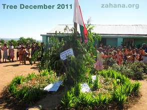 The School Christmas tree in 2011