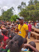 Adressing the students