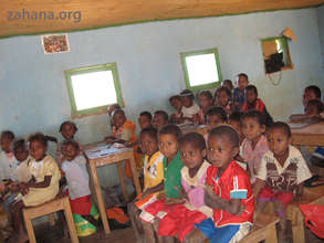 Inside the classroom in Zahana's school