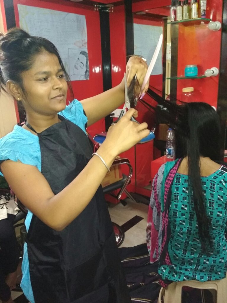 Beauty Training for 60 Destitute Girls in India