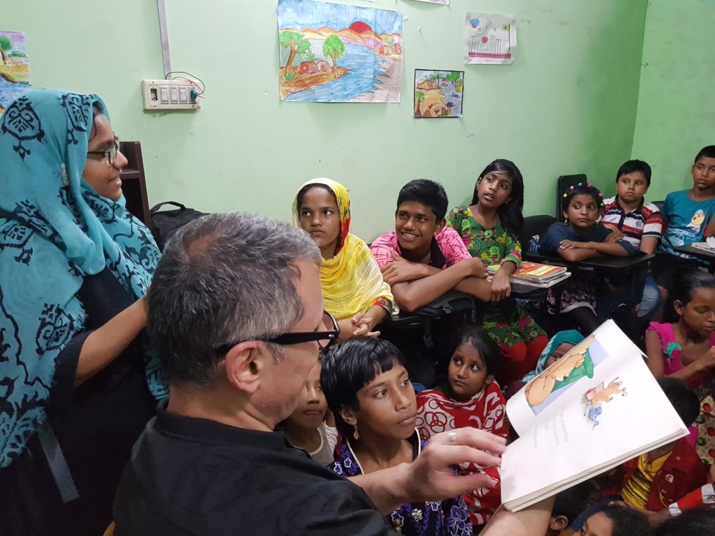 Educate 100 Slum Children in Bangladesh