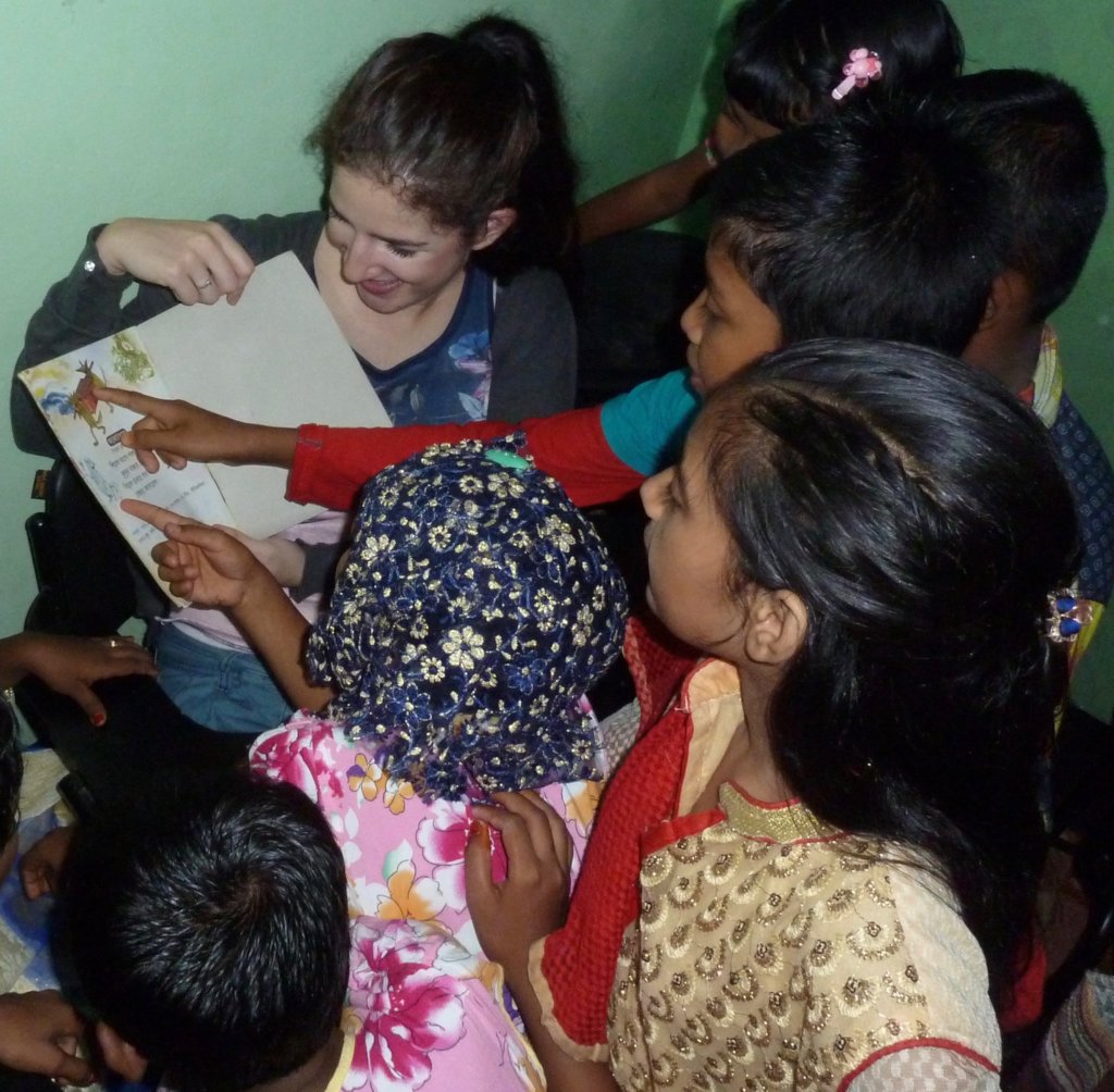 Educate 100 Slum Children in Bangladesh