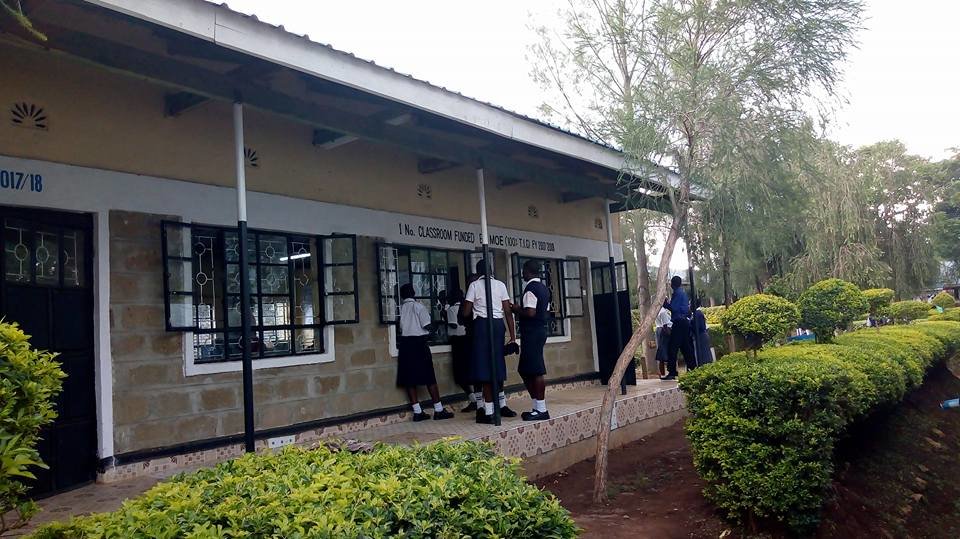 Furnishing Emanyinya Library