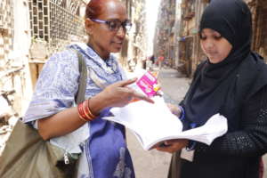 Mumtaz and Uzma discuss pads on the road
