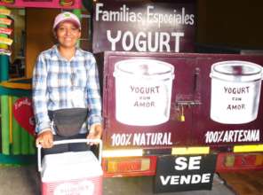 Francis  who sells Yogurt con Amor