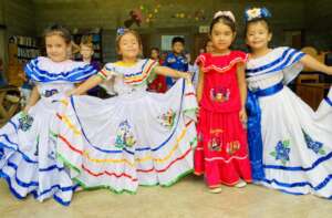 Traditional Nicaraguan folklore dance students