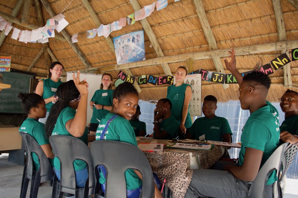 Children & Volunteers in the classroom