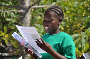 Child reading the promises