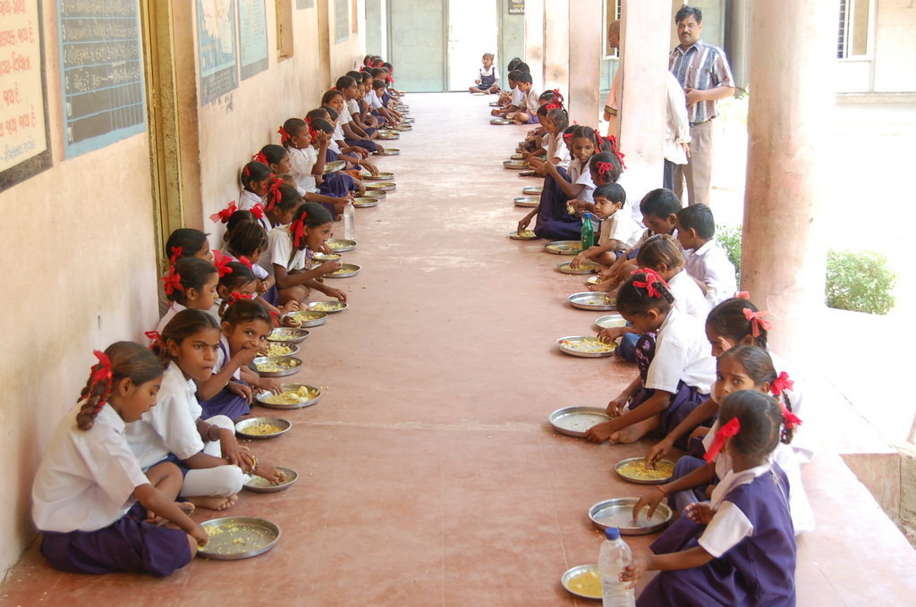 Provide School Meals to Children in India